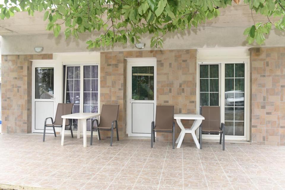 Villa Leonidas Koutsoupia Kókkinon Nerón Exterior foto