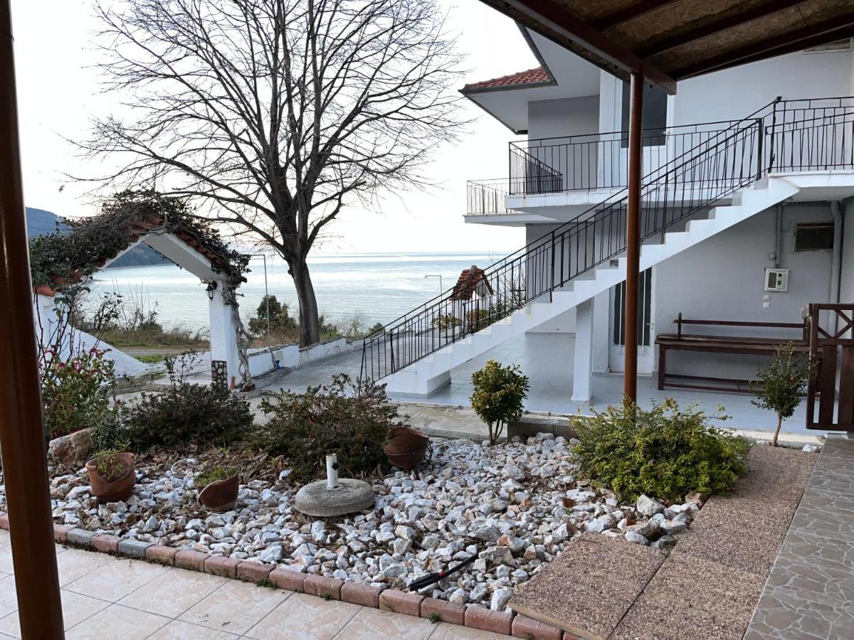Villa Leonidas Koutsoupia Kókkinon Nerón Exterior foto
